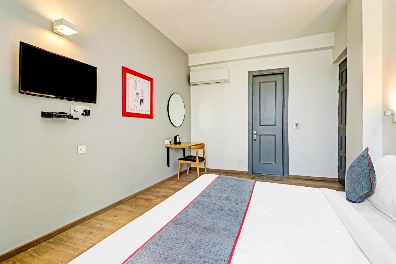 Townhouse Sector 30 Near Botanic Garden Of Indian Republic Hotel Noida Eksteriør billede