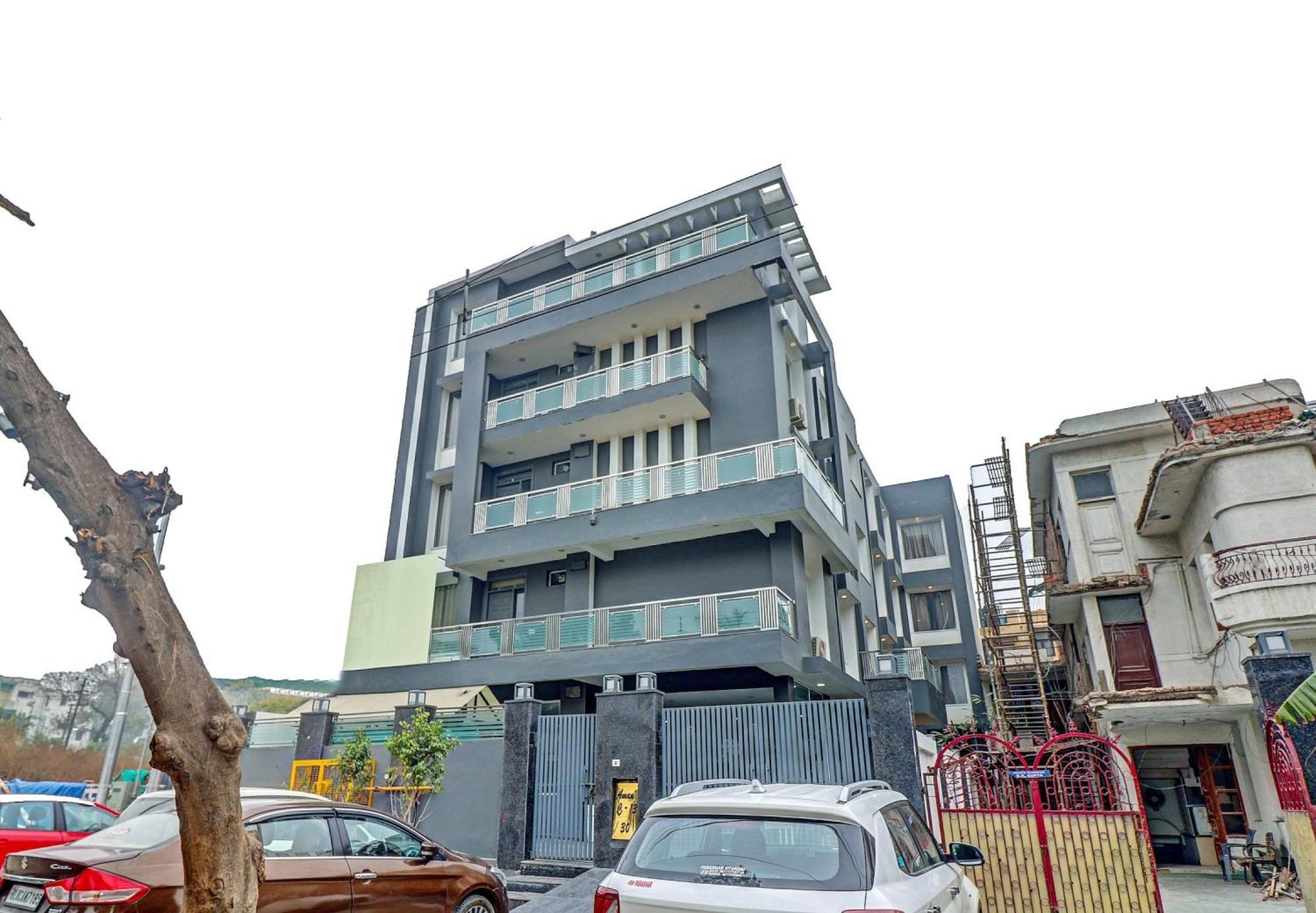 Townhouse Sector 30 Near Botanic Garden Of Indian Republic Hotel Noida Eksteriør billede