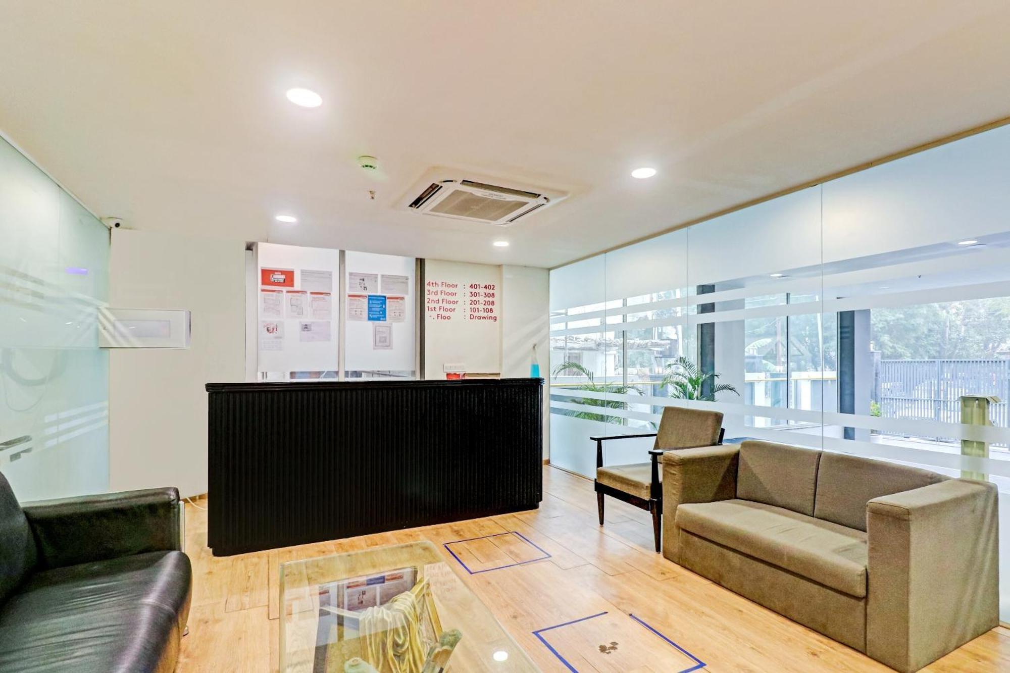 Townhouse Sector 30 Near Botanic Garden Of Indian Republic Hotel Noida Eksteriør billede