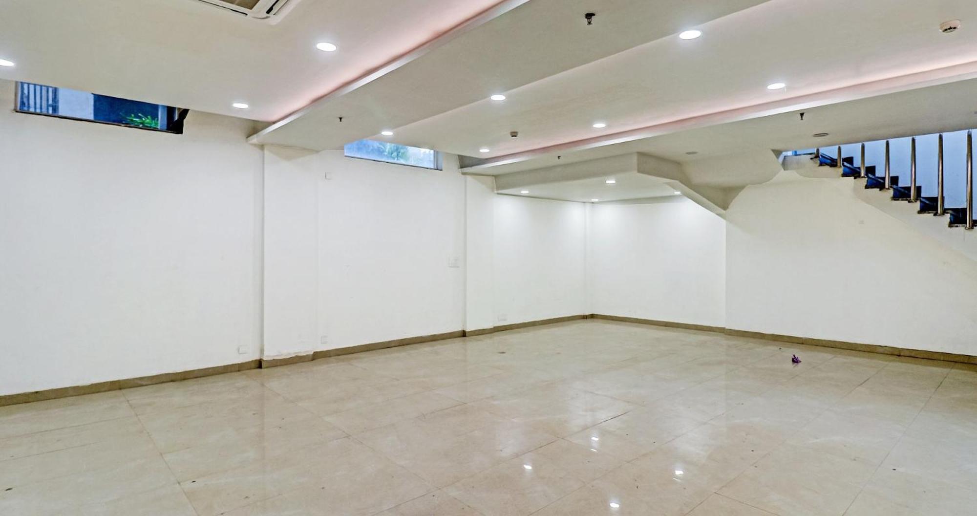 Townhouse Sector 30 Near Botanic Garden Of Indian Republic Hotel Noida Eksteriør billede