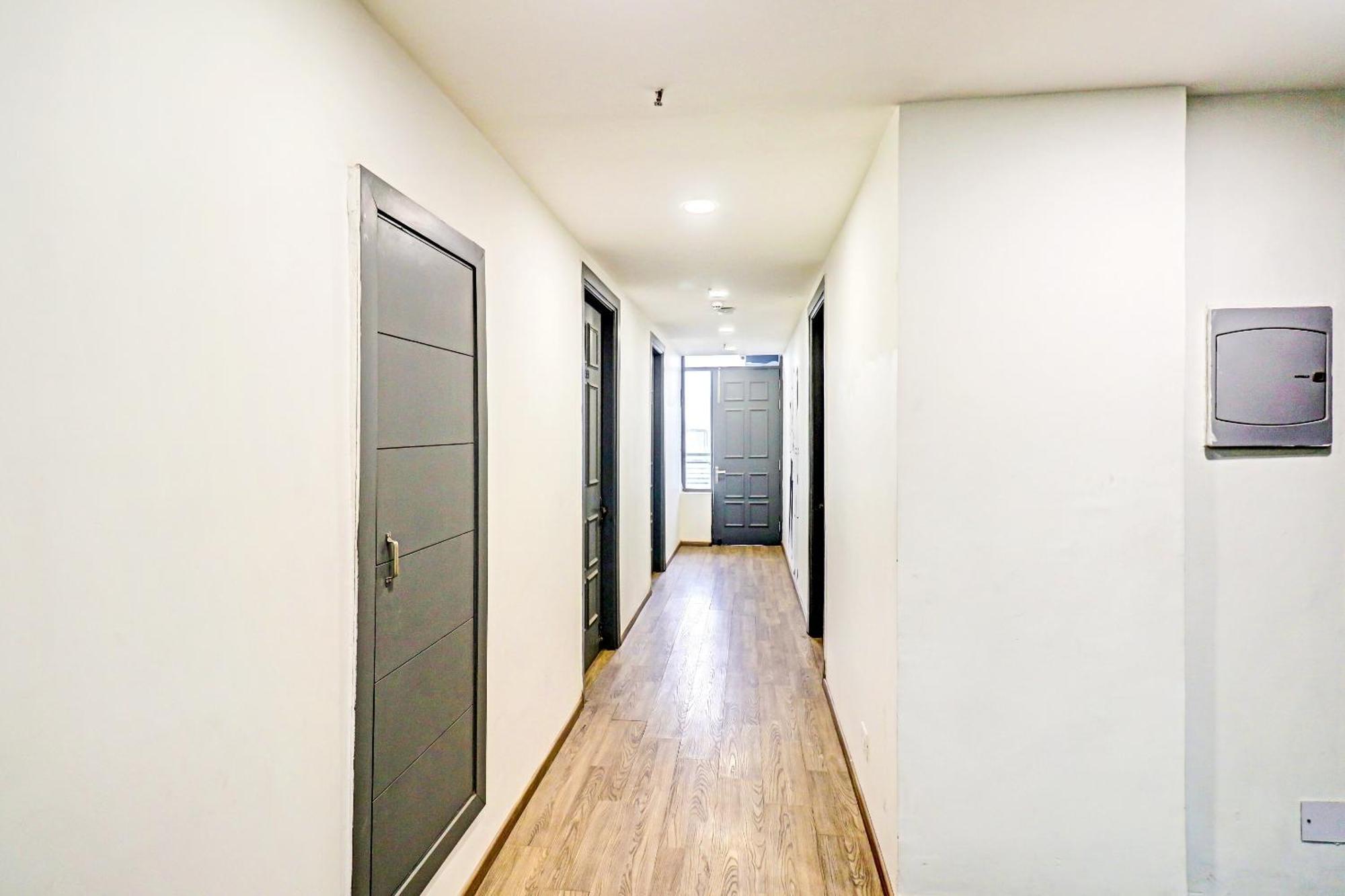 Townhouse Sector 30 Near Botanic Garden Of Indian Republic Hotel Noida Eksteriør billede